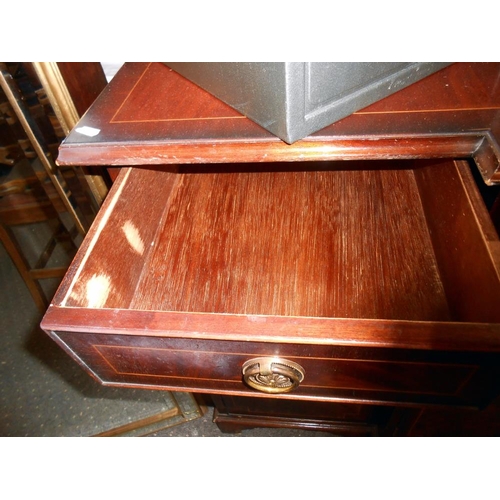 2431 - A mahogany string inlaid break front sideboard in clean condition.