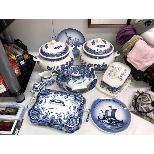 Royal Copenhagen statue of liberty and Viking collectors plates