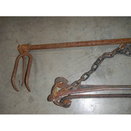 80 - Two old metal items.