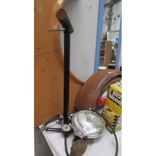 152 - A mixed lot of car parts including mud guards, car wing, head lamp etc., (Collect only)