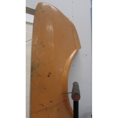 152 - A mixed lot of car parts including mud guards, car wing, head lamp etc., (Collect only)