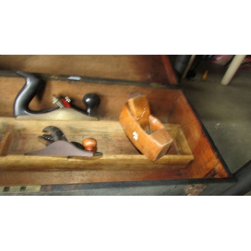 49 - A case of planes including Stanley etc.,