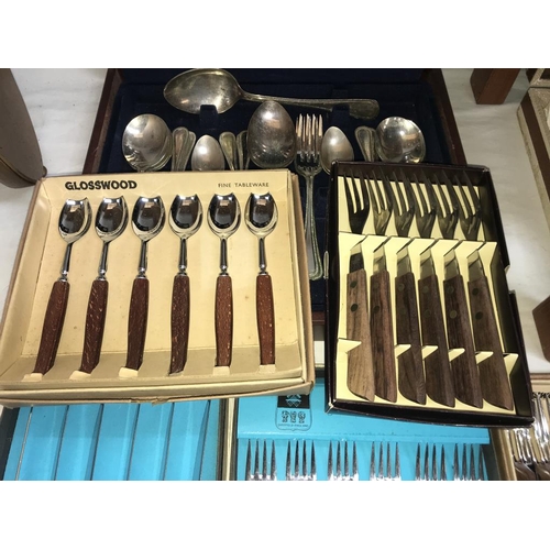 1019 - 9 boxed sets of cutlery, a part set & a Viners part set (this has a 6 place setting)