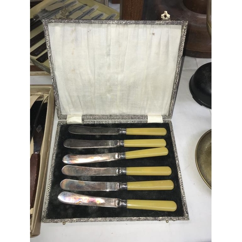 1019 - 9 boxed sets of cutlery, a part set & a Viners part set (this has a 6 place setting)