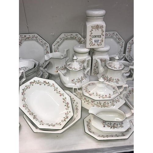 1037 - A large quantity of Johnson Brothers dinner service (70+ pieces)