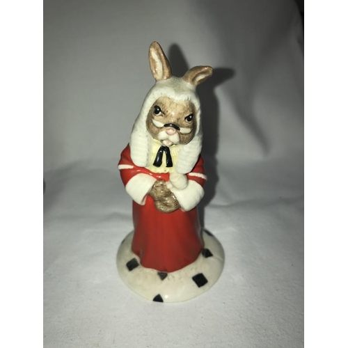 1138 - 6 Bunnykins figures including collectors club examples