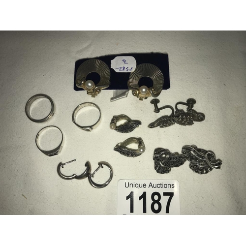 1187 - 3 silver rings & 5 pairs of clip on earrings including some silver