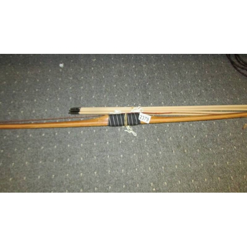 2379 - An English long bow with arrows.  (Collect only)