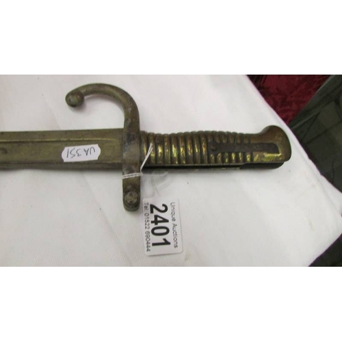 2401 - An old bayonet.