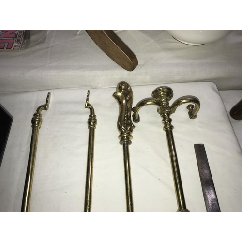 1367 - Art nouveau brass fire irons & 2 fender stands