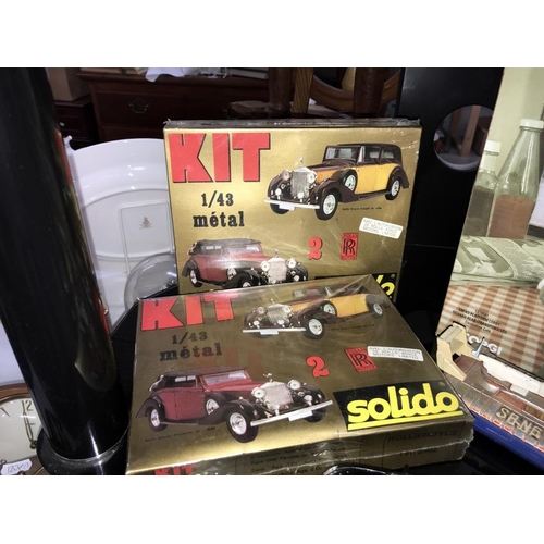 1372 - Corgi Classics cafe connection & other boxed Corgi & Solido 1/43 metal kits & quantity of unboxed di... 