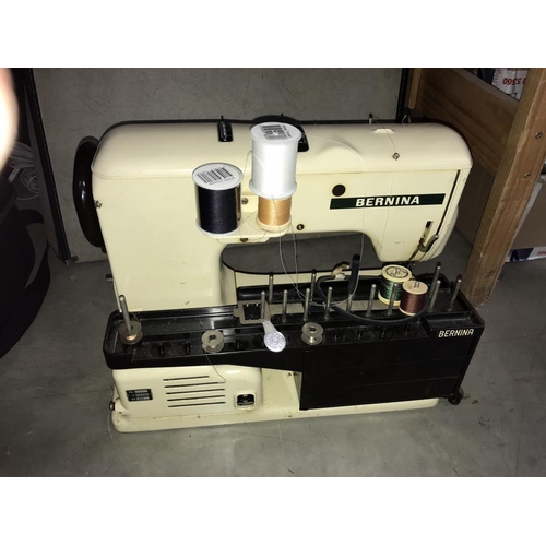 1388 - A vintage Bernina record sewing machine (Collect only)