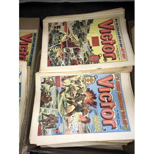 1305 - An excellent collection of 1970's Victor comics - most in very good condition (approximately 500 com... 