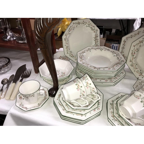 1310 - 60+ pieces of eternal Beau dinnerware by Johnson Bros