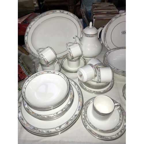 1334 - A fabulous Royal Doulton 'Arlington' dinner set, approximately 76 pieces including tea & coffee sets