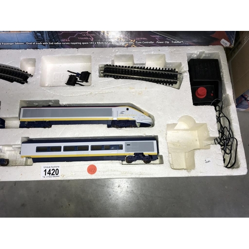 1420 - A Hornby R.816 Eurostar 00 gauge train set, no floor mat or power supply, box A/F