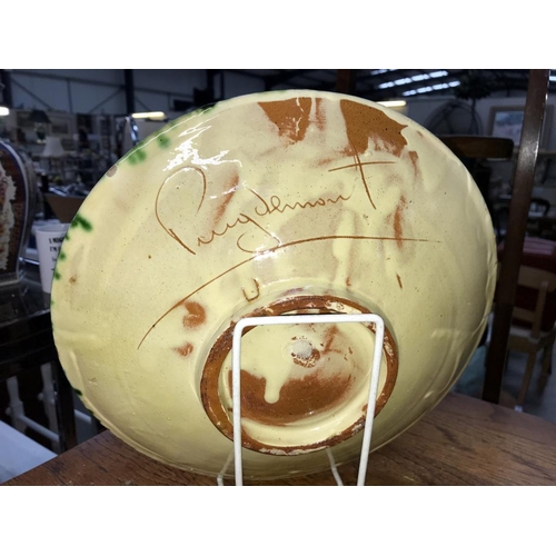 1428 - A signed Studio pottery plate