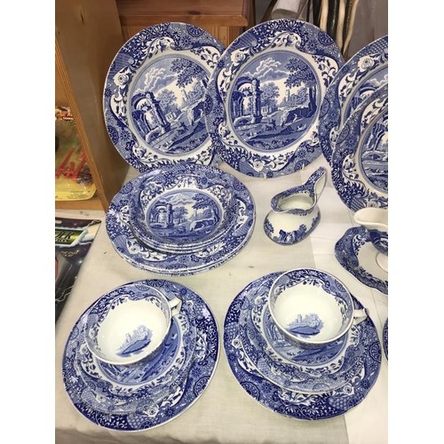 1442 - A Spode Italian design blue & white dinner service