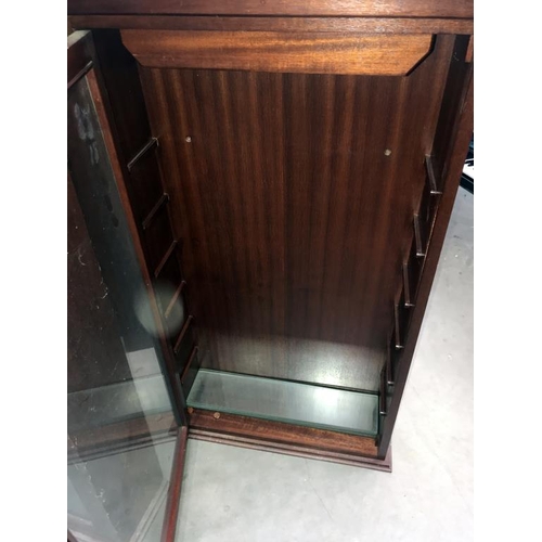 1536 - A pair of mahogany wall mounted display cabinets (90cm high x 14cm depth x 45.5cm wide - cornice wid... 