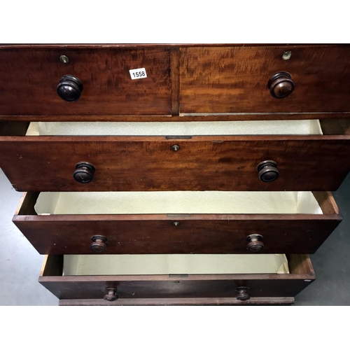 1558 - A Victorian mahogany chest of drawers (110cm x 52cm x 113cm high)