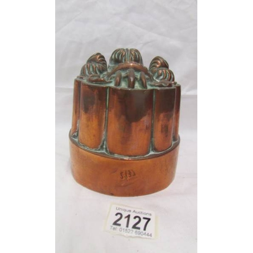 2127 - A Victorian copper jelly mould.