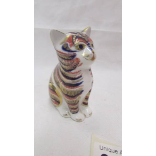 2149 - Two Royal Crown Derby cat paperweights both with gold stoppers.