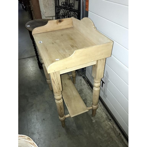 2528 - A pine wash stand. (collect only)