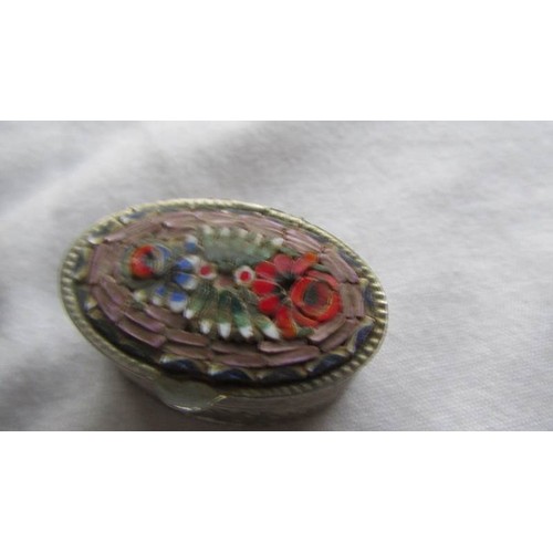 62 - An Italian micro mosaic brooch and pill box.