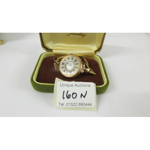 160M - A solitaire diamond ring mounted in 18ct gold and platinum. size L.