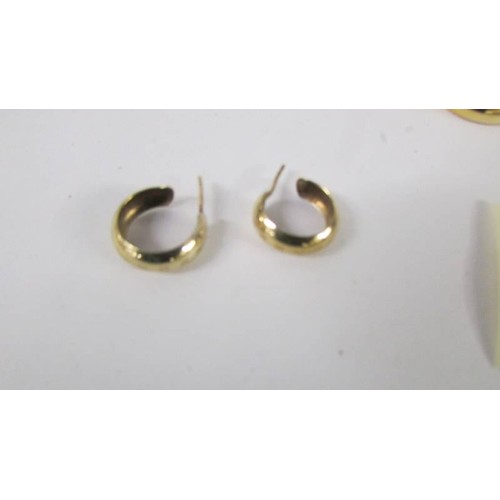 160R - Three pairs of 9ct gold earrings, 16.5 grams.