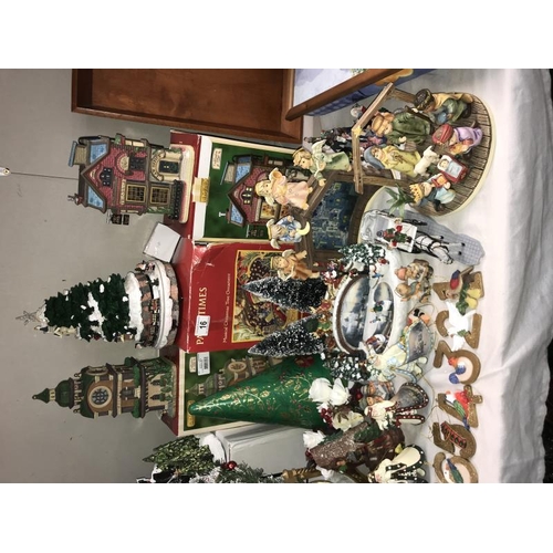 16 - Only 330 days to Christmas so why not buy a good selection of Christmas decorations including Hummel... 