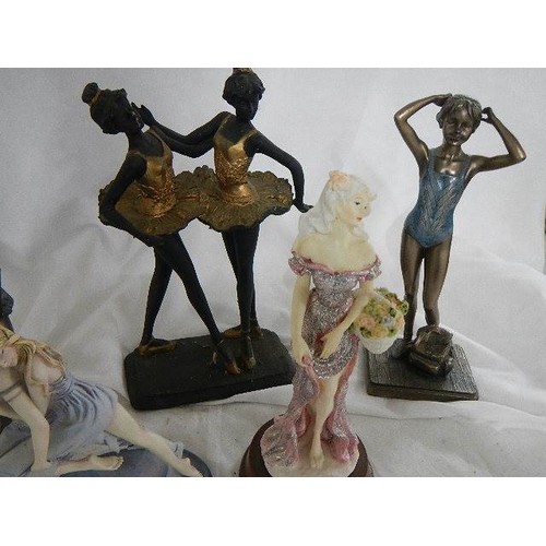 535 - Five contemporary figurines.