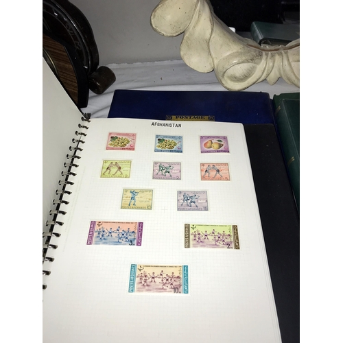 132 - 6 albums of World stamps