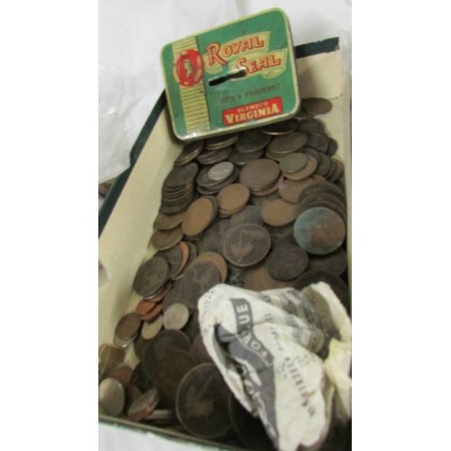 1344 - A good lot of coins including many copper pennies from Victorian to Elizabeth II.