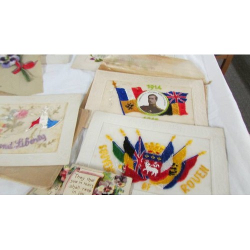 1348 - A mixed lot of WW1 silk greeting cards including 4 framed and glazed.