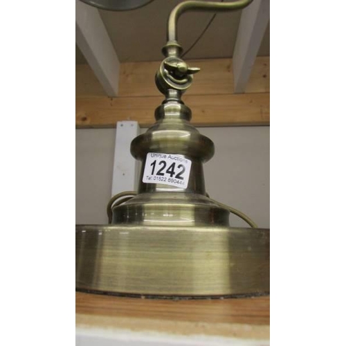 1242 - A good quality brass desk lamp.