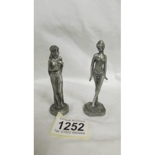 Lot 1252      