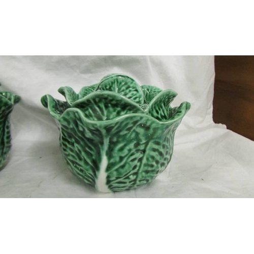 1274 - A pair of cabbage shaped pickle pots.