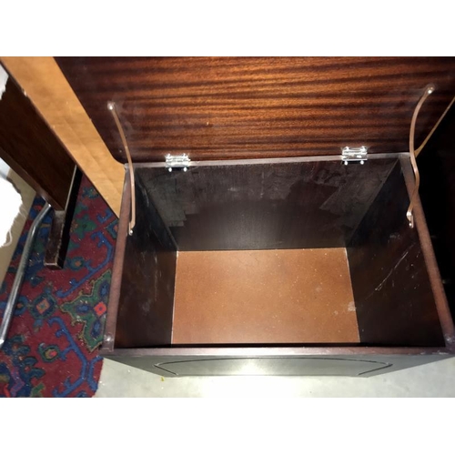 217 - A dark wood stained storage box (50cm x 35cm x 45cm high) (COLLECT ONLY)