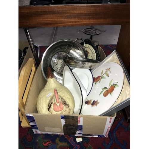 249 - A quantity of kitchenalia including boxed Royal Worcester cake platter. Collect only