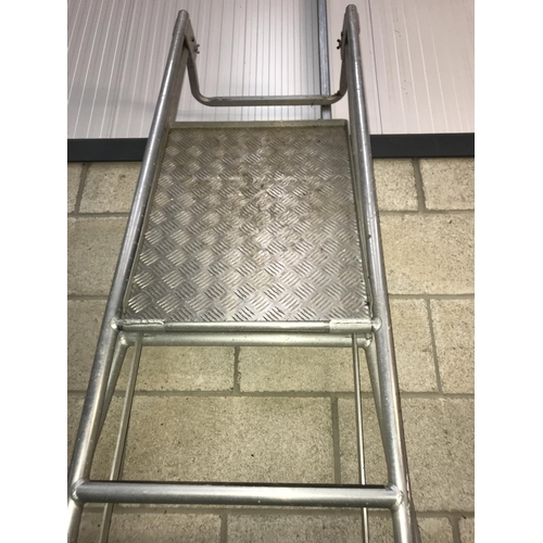 267 - An aluminium ladder platform. Collect only