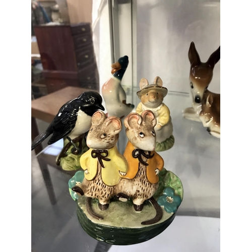 323 - A quantity of animal figures including Beswick