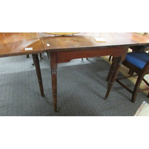 1554 - A D end dining table comprising centre drop leaf table and two D ends.