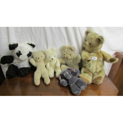 1574 - A mixed lot of early 1960's soft toys: 3 Wendy Boston bears (1962, 1964, 1966) Large big ted (1966) ... 