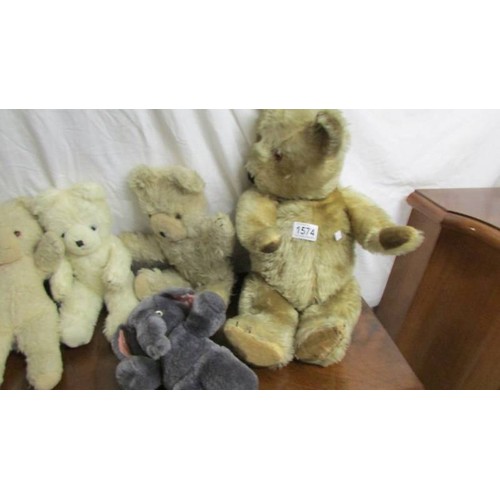 1574 - A mixed lot of early 1960's soft toys: 3 Wendy Boston bears (1962, 1964, 1966) Large big ted (1966) ... 