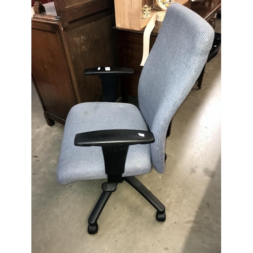 401 - An office chair * Collect Only*