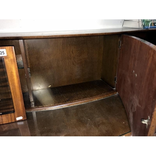 427 - A 1930's/50's oak sideboard