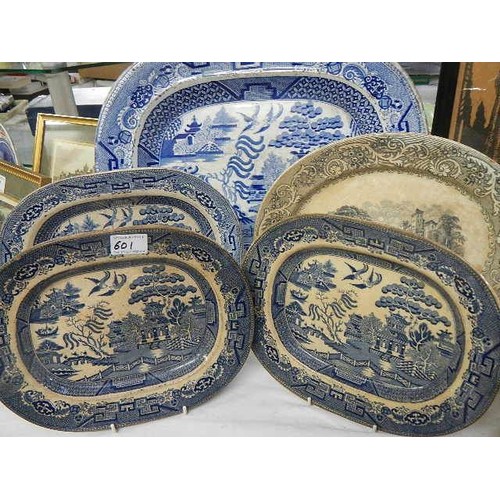 601 - A quantity of blue and white meat platters (some stained).