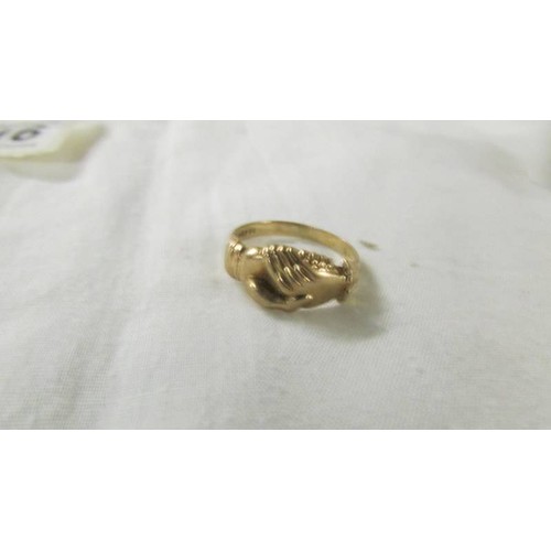 1016 - Two 9ct gold rings, sizes S and Y, 6 grams.