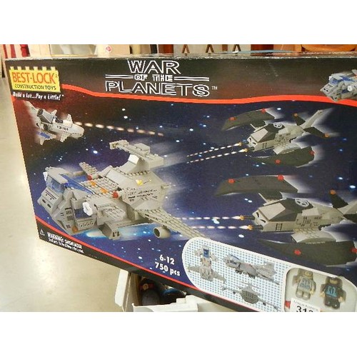 313 - A Best Lock Construction toys 'War of the Planets' Lego type building set in sealed box.   COLLECT O... 